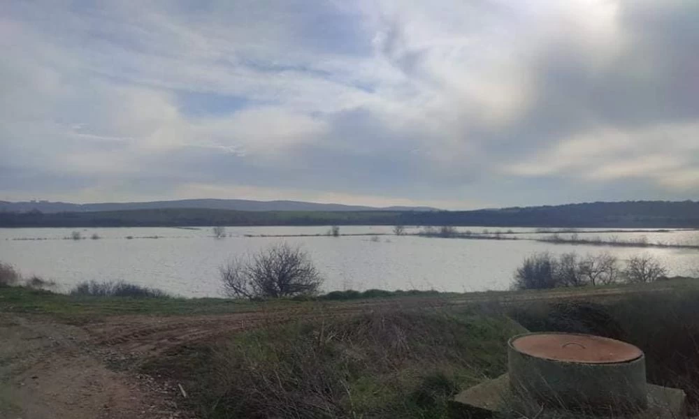 Πλημμύρισε ο κάμπος Τυχερού-Θυμαριάς-Λαγυνών λόγω βροχής
